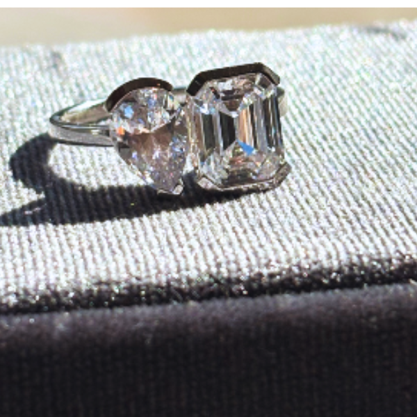 Toi et Moi Engagement Ring