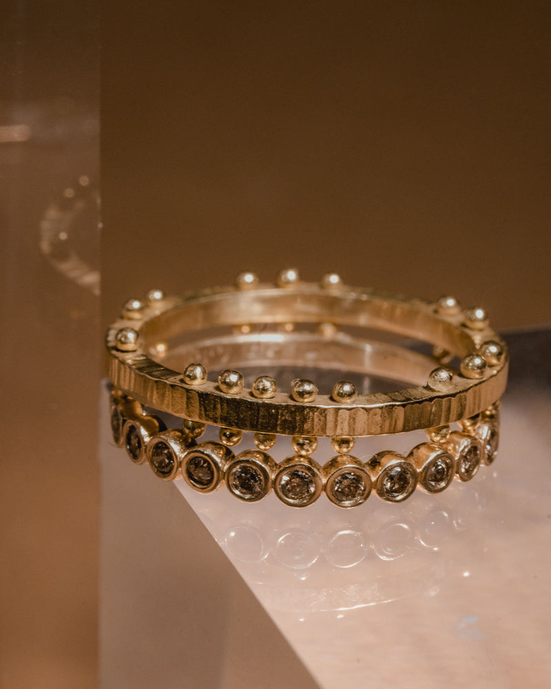Scattered Dot Ring