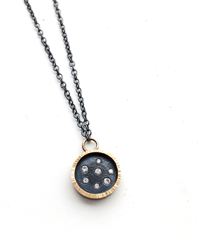 Ara Necklace