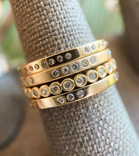 7 Infinity Diamond Ring - Size 7